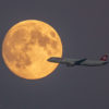 SWISS (HB-IOL) passing the moon shortly after take-off from Copenhagen to Zurich in an Airbus A321 on route LX1273
